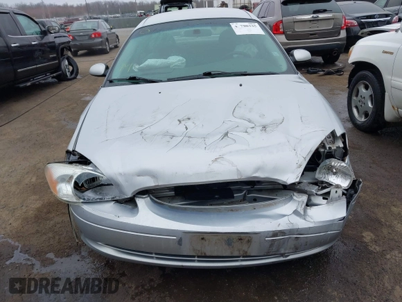2003 Ford Taurus SE Standard with VIN 1FAFP53273G132268, listed as a IAAI auction lot 41790335 with 202,724 mi miles. Bid and sale history available at carsss.com. Image 12.