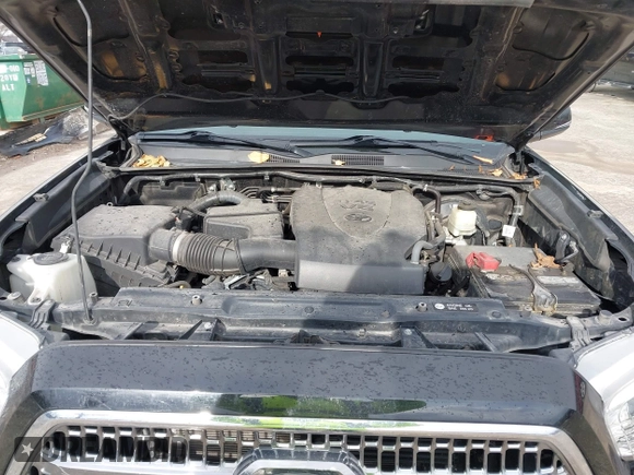 2016 Toyota Tacoma SR with VIN 3TMCZ5AN2GM027945, listed as a IAAI auction lot 41446277 with 51,781 mi miles and . Bid and sale history available at DreamBid. Image 10.