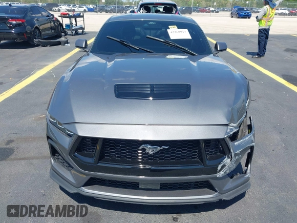 2024 Ford Mustang GT with VIN 1FA6P8CF8R5404304, listed as a IAAI auction lot 42269917 with 32,223 mi miles and . Bid and sale history available at DreamBid. Image 12.