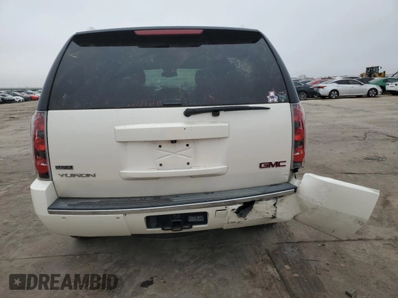 2012 GMC Yukon Denali with VIN 1GKS1EEF9CR286600, listed as a Copart auction lot 44409805 with 140,156 mi miles and Salvage Title. Bid and sale history available at carsss.com. Image 6.
