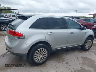 2012 Lincoln MKX with VIN 2LMDJ6JK2CBL02376, listed as a IAAI auction lot 41917378 with 259,987 mi miles. Bid and sale history available at carsss.com. Image 4.
