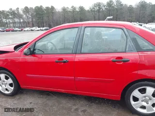 2007 Ford Focus S with VIN 1FAFP34N67W342370, listed as a IAAI auction lot 41457075 with 21,527 mi miles. Bid and sale history available at carsss.com. Image 15.