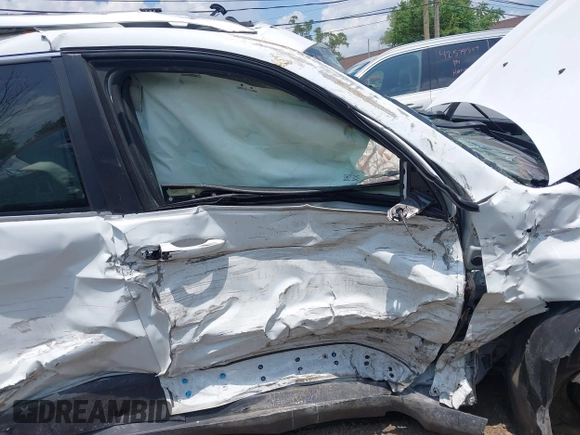 2014 Jeep Cherokee Limited с VIN 1C4PJMDB3EW158982, выставлен на аукционе IAAI как лот 42573775 с пробегом Не указан миль и . История ставок и продаж доступна на DreamBid. Изображение 5.