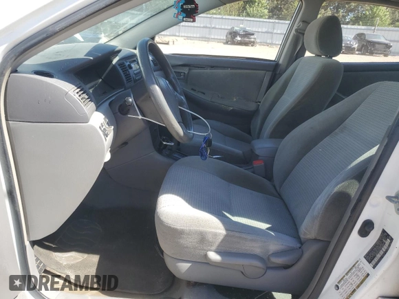 2007 Toyota Corolla CE z VIN 2T1BR32E87C790804, wystawiony jako Copart lot #57291975 z przebiegiem 289 153 mil mil oraz Szkoda całkowita • Salvage title. Historia ofert i sprzedaży dostępna na DreamBid. Obrazek 7.