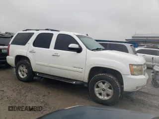 2008 Chevrolet Tahoe 3LT z VIN 1GNFK13018R141423, wystawiony jako Copart lot #43813525 z przebiegiem 288 352 mil mil oraz Szkoda całkowita • Salvage title. Historia ofert i sprzedaży dostępna na DreamBid. Obrazek 4.