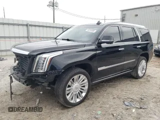 2018 Cadillac Escalade Platinum z VIN 1GYS4DKJ7JR269551, wystawiony jako Copart lot #46816595 z przebiegiem 130 772 mil mil oraz Szkoda całkowita • Salvage title. Historia ofert i sprzedaży dostępna na DreamBid. Obrazek 1.