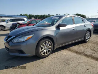 2017 Nissan Altima SR with VIN 1N4AL3APXHN345680, listed as a Copart auction lot 61831015 with 126,158 mi miles and Salvage title. Bid and sale history available at DreamBid. Image 1.