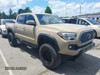 2017 Toyota Tacoma SR5 с VIN 5TFCZ5AN7HX102067, выставлен на аукционе IAAI как лот 42164577 с пробегом 73 943 миль миль и . История ставок и продаж доступна на DreamBid. Изображение 1.