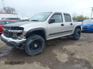 2006 Chevrolet Colorado LT w/2LT with VIN 1GCDT136768248996, listed as a IAAI auction lot 41984230 with 230,150 mi miles. Bid and sale history available at carsss.com. Image 2.
