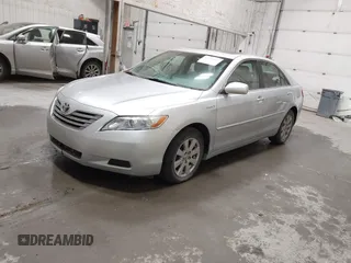 2007 Toyota Camry z VIN JTNBB46KX73018805, wystawiony jako IAAI lot #42210872 z przebiegiem 138 975 mil mil oraz . Historia ofert i sprzedaży dostępna na DreamBid. Obrazek 2.