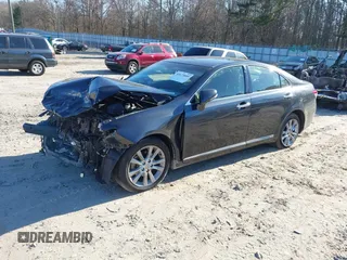 2011 Lexus ES with VIN JTHBK1EG1B2459283, listed as a IAAI auction lot 41673889 with 214,055 mi miles. Bid and sale history available at carsss.com. Image 17.
