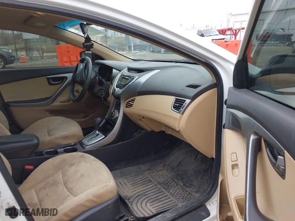 2012 Hyundai Elantra GLS with VIN 5NPDH4AE6CH126222, listed as a IAAI auction lot 41931190 with 210,205 mi miles. Bid and sale history available at carsss.com. Image 5.