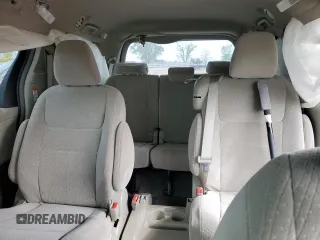 2015 Toyota Sienna LE AAS с VIN 5TDKK3DC8FS554952, выставлен на аукционе Copart как лот 54992385 с пробегом 98 399 миль миль и Списание • Salvage title. История ставок и продаж доступна на DreamBid. Изображение 10.
