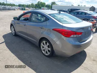 2012 Hyundai Elantra GLS с VIN KMHDH4AE5CU460145, выставлен на аукционе IAAI как лот 42351225 с пробегом 195 188 миль миль и . История ставок и продаж доступна на DreamBid. Изображение 3.