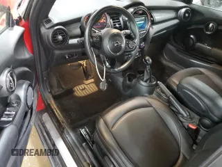 2019 MINI Convertible Cooper с VIN WMWWG5C56K3D01870, выставлен на аукционе Copart как лот 56664905 с пробегом 94 250 миль миль и Списание • Salvage title. История ставок и продаж доступна на DreamBid. Изображение 8.