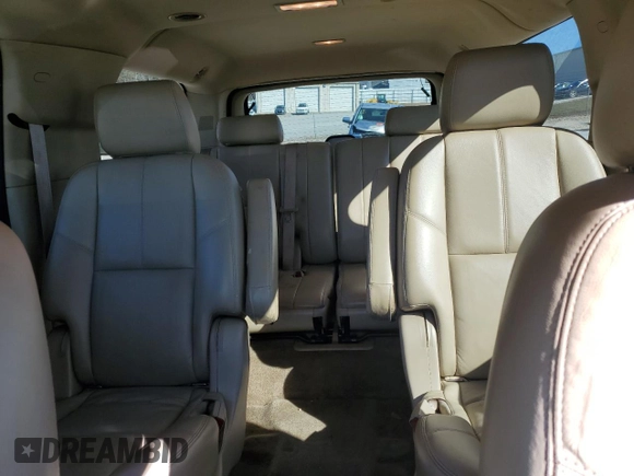 2011 GMC Yukon XL SLT with VIN 1GKS1KE09BR160925, listed as a Copart auction lot 46185765 with 210,428 mi miles and Clean Title. Bid and sale history available at DreamBid. Image 10.