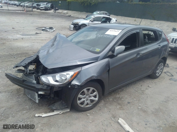 2014 Hyundai Accent GS with VIN KMHCT5AE1EU196151, listed as a IAAI auction lot 36939825 with 62,578 mi miles. Bid and sale history available at carsss.com. Image 2.