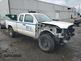 2017 Toyota Tacoma SR with VIN 5TFRX5GN8HX095170, listed as a Copart auction lot 63445195 with 258,780 mi miles and Salvage title. Bid and sale history available at DreamBid. Image 4.