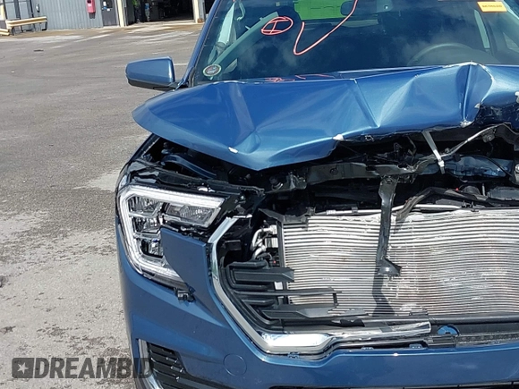2024 GMC Terrain SLE z VIN 3GKALMEG4RL249642, wystawiony jako IAAI lot #42248039 z przebiegiem 11 695 mil mil oraz . Historia ofert i sprzedaży dostępna na DreamBid. Obrazek 21.
