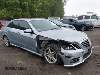 2013 Mercedes-Benz E 350 Luxury с VIN WDDHF8JB2DA675225, выставлен на аукционе IAAI как лот 42316651 с пробегом 127 087 миль миль и . История ставок и продаж доступна на DreamBid. Изображение 1.