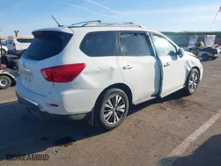 2017 Nissan Pathfinder SL with VIN 5N1DR2MN1HC627322, listed as a IAAI auction lot 41725381 with 107,934 mi miles. Bid and sale history available at carsss.com. Image 4.