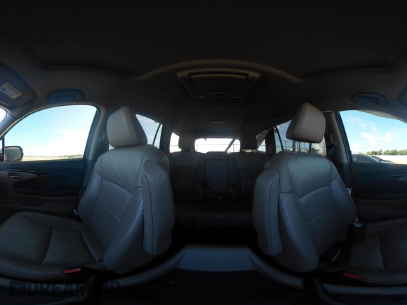 2017 Honda Pilot Touring with VIN 5FNYF5H96HB038413, listed as a IAAI auction lot 42594065 with 130,501 mi miles and . Bid and sale history available at DreamBid. Image 18.