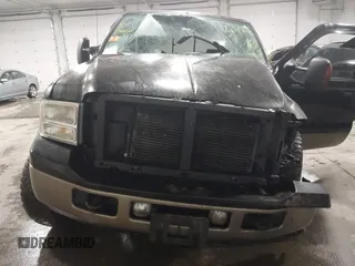 2006 Ford F-250 XL z VIN 1FTSW21P96ED33324, wystawiony jako IAAI lot #41943179 z przebiegiem Nie podano mil oraz . Historia ofert i sprzedaży dostępna na DreamBid. Obrazek 12.