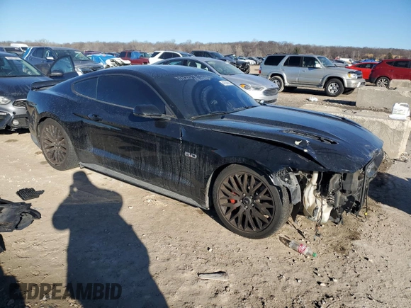 2015 Ford Mustang GT z VIN 1FA6P8CF6F5391595, wystawiony jako Copart lot #47004585 z przebiegiem 111 448 mil mil oraz Szkody całkowita. Historia ofert i sprzedaży dostępna na DreamBid. Obrazek 4.