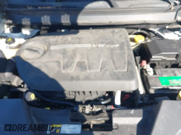 2015 Jeep Cherokee Limited with VIN 1C4PJMDS7FW688762, listed as a IAAI auction lot 41709877 with 154,499 mi miles. Bid and sale history available at carsss.com. Image 10.