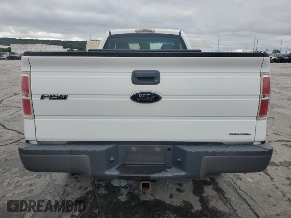 2014 Ford F-150 XL z VIN 1FTMF1EM2EKE21568, wystawiony jako Copart lot #58463905 z przebiegiem 287 122 mil mil oraz Czysty tytuł • Clean title. Historia ofert i sprzedaży dostępna na DreamBid. Obrazek 6.