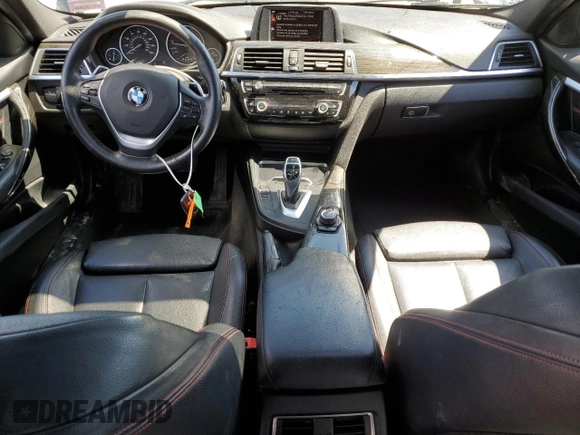 2016 BMW 3 Series 328i xDrive z VIN WBA8E3C51GK500564, wystawiony jako Copart lot #53041305 z przebiegiem 150 246 mil mil oraz Szkoda całkowita • Salvage title. Historia ofert i sprzedaży dostępna na DreamBid. Obrazek 8.