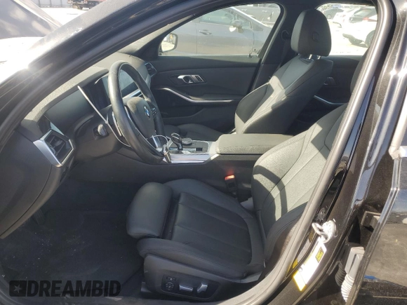 2019 BMW 3 Series 330i with VIN 3MW5R1J53K8A05694, listed as a Copart auction lot 47048555 with 13,629 mi miles and Salvage Title. Bid and sale history available at carsss.com. Image 7.