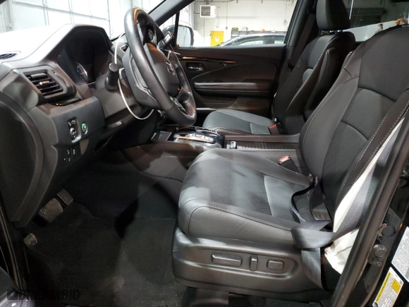 2021 Honda Passport Elite with VIN 5FNYF8H03MB027429, listed as a Copart auction lot 81602704 with 32,659 mi miles and Salvage Title. Bid and sale history available at carsss.com. Image 7.