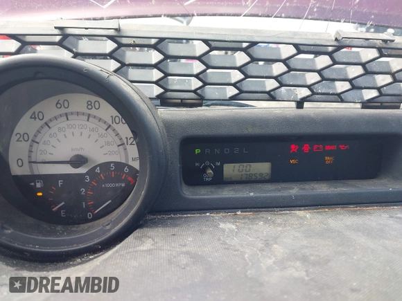 2005 Scion xB z VIN JTLKT324350199137, wystawiony jako IAAI lot #42156892 z przebiegiem 178 592 mil mil oraz . Historia ofert i sprzedaży dostępna na DreamBid. Obrazek 7.