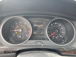 2018 Volkswagen Tiguan S z VIN 3VV1B7AX1JM072635, wystawiony jako Copart lot #58413425 z przebiegiem 79 514 mil mil oraz Szkoda całkowita • Salvage title. Historia ofert i sprzedaży dostępna na DreamBid. Obrazek 9.