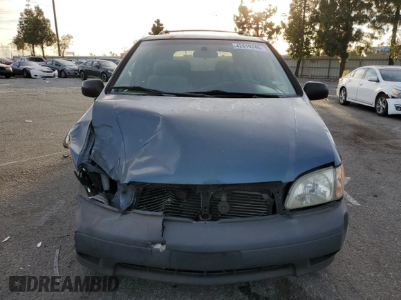 2003 Toyota Sienna CE z VIN 4T3ZF19CX3U539489, wystawiony jako Copart lot #42619745 z przebiegiem 216 284 mil mil oraz Szkoda całkowita • Salvage title. Historia ofert i sprzedaży dostępna na DreamBid. Obrazek 5.