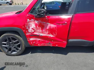 2021 Jeep Renegade Latitude with VIN ZACNJCBB4MPM32798, listed as a IAAI auction lot 42180438 with 31,859 mi miles and . Bid and sale history available at DreamBid. Image 6.