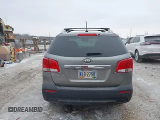 2011 Kia Sorento LX with VIN 5XYKTDA19BG181580, listed as a IAAI auction lot 41386803 with 148,973 mi miles. Bid and sale history available at carsss.com. Image 17.