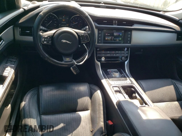 2016 Jaguar XF 35t Prestige with VIN SAJBE4BV9GCY07850, listed as a Copart auction lot 65637874 with 137,148 mi miles and Salvage Title. Bid and sale history available at carsss.com. Image 8.
