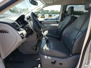 2011 Volkswagen Routan SE with VIN 2V4RW3DG2BR766535, listed as a Copart auction lot 62953345 with 172,620 mi miles and Salvage title. Bid and sale history available at DreamBid. Image 7.