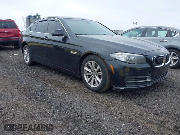 2014 BMW 5 Series 528i xDrive with VIN WBA5A7C54ED613352, listed as a IAAI auction lot 42197717 with 205,889 mi miles and . Bid and sale history available at DreamBid. Image 1.