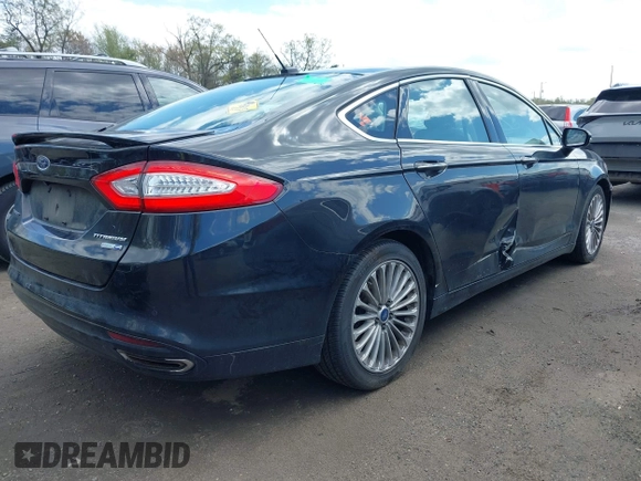2015 Ford Fusion Titanium with VIN 3FA6P0D99FR300200, listed as a IAAI auction lot 42037306 with 232,095 mi miles. Bid and sale history available at carsss.com. Image 4.