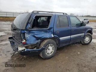2000 GMC Jimmy SLE Convenience with VIN 1GKDT13W9Y2236228, listed as a Copart auction lot 41887065 with 248,134 mi miles and Salvage Title. Bid and sale history available at carsss.com. Image 3.