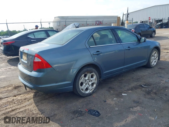 2011 Ford Fusion SE with VIN 3FAHP0HA7BR105901, listed as a IAAI auction lot 42152730 with 151,675 mi miles and . Bid and sale history available at DreamBid. Image 4.