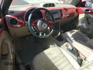 2014 Volkswagen Beetle 2.0L TDI с VIN 3VW6L7AT8EM822467, выставлен на аукционе Copart как лот 46369595 с пробегом 154 175 миль миль и Списание • Salvage title. История ставок и продаж доступна на DreamBid. Изображение 8.
