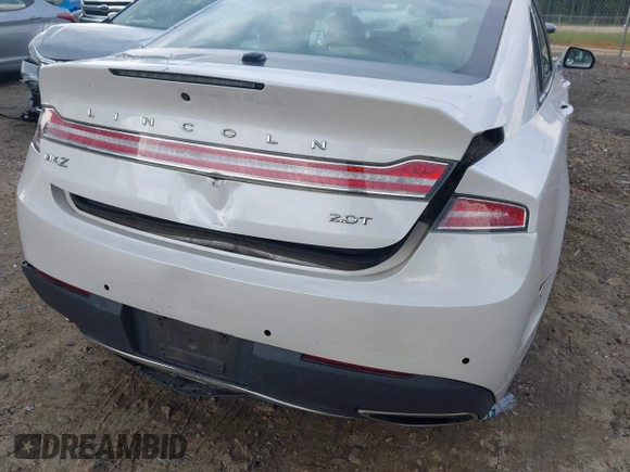 2019 Lincoln MKZ Reserve II z VIN 3LN6L5E94KR607412, wystawiony jako IAAI lot #42231994 z przebiegiem 54 812 mil mil oraz . Historia ofert i sprzedaży dostępna na DreamBid. Obrazek 17.