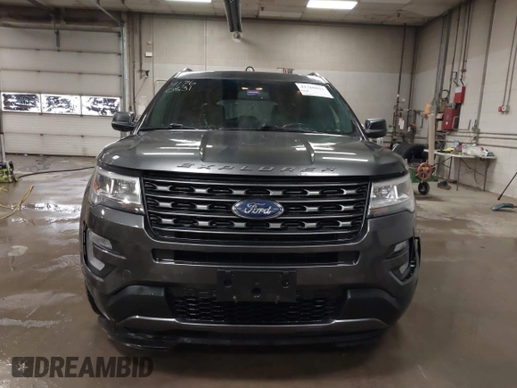 2017 Ford Explorer XLT z VIN 1FM5K8D81HGD27004, wystawiony jako IAAI lot #41760831 z przebiegiem 107 187 mil mil oraz . Historia ofert i sprzedaży dostępna na DreamBid. Obrazek 12.