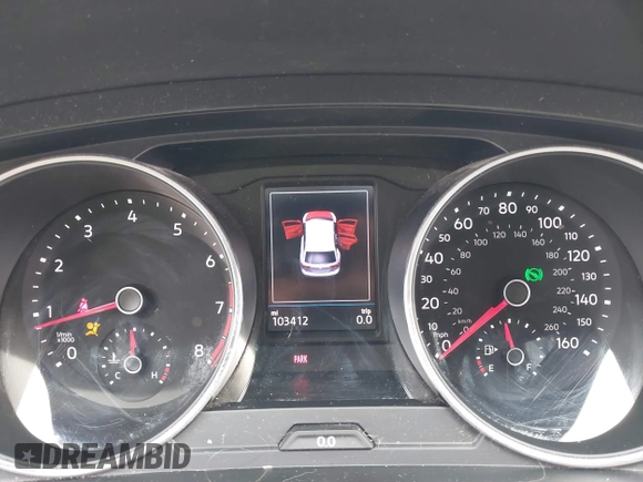 2018 Volkswagen Tiguan S with VIN 3VV1B7AX0JM092116, listed as a IAAI auction lot 42388339 with 103,412 mi miles and . Bid and sale history available at DreamBid. Image 7.