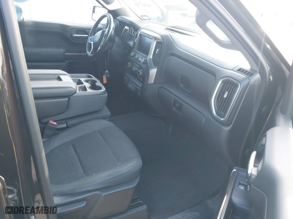 2019 Chevrolet Silverado 1500 LT with VIN 3GCPWCED4KG157393, listed as a IAAI auction lot 41363716 with 91,021 mi miles. Bid and sale history available at carsss.com. Image 5.