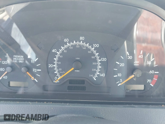 1998 Mercedes-Benz C 230/260/280/320 with VIN WDBHA23G9WA578796, listed as a IAAI auction lot 41704961 with 217,309 mi miles and . Bid and sale history available at carsss.com. Image 7.